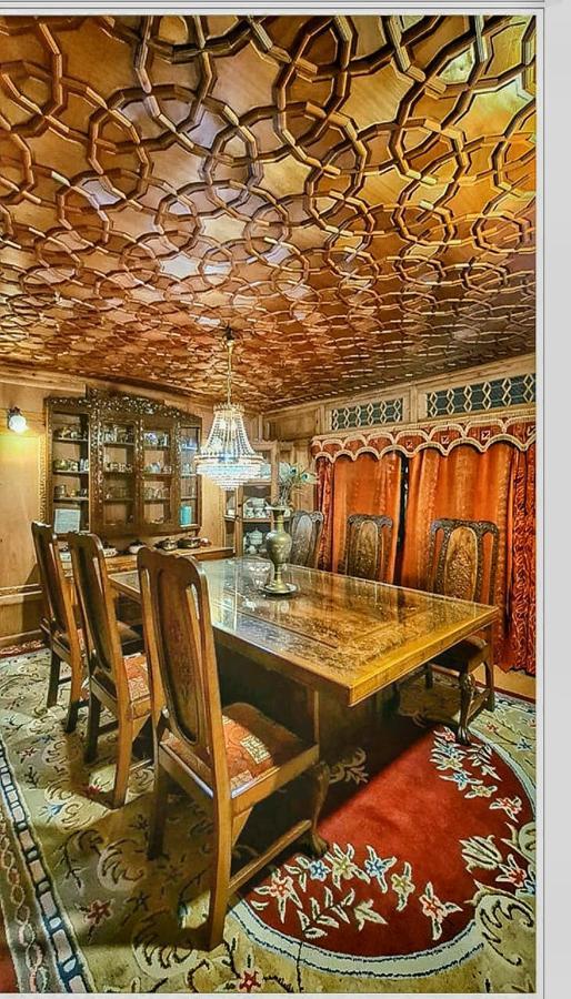 מלון Srīnagar Lala Rukh Group Of Houseboats מראה חיצוני תמונה
