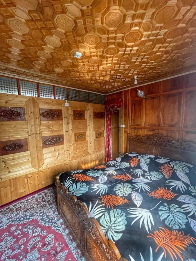 מלון Srīnagar Lala Rukh Group Of Houseboats מראה חיצוני תמונה