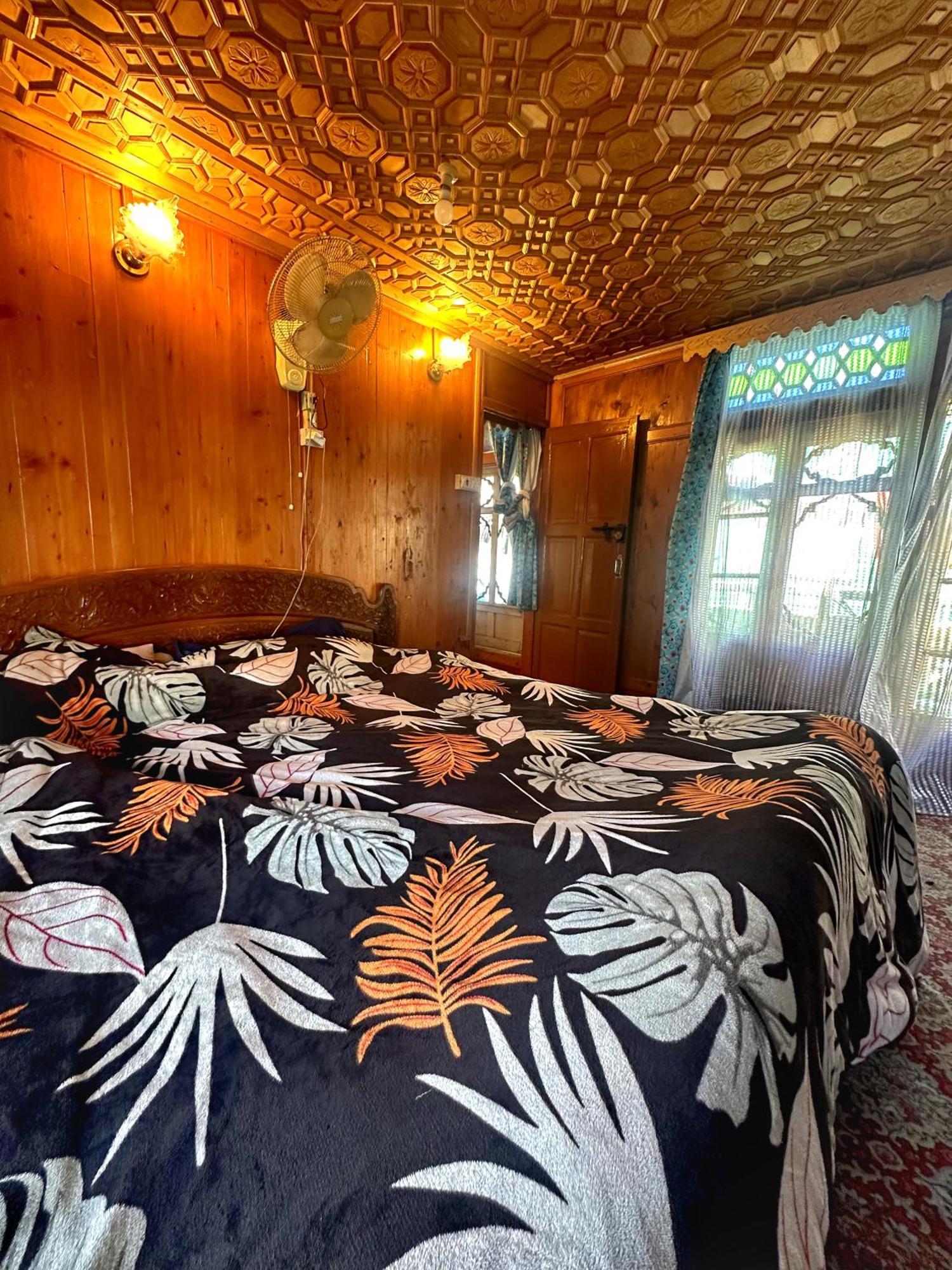 מלון Srīnagar Lala Rukh Group Of Houseboats מראה חיצוני תמונה