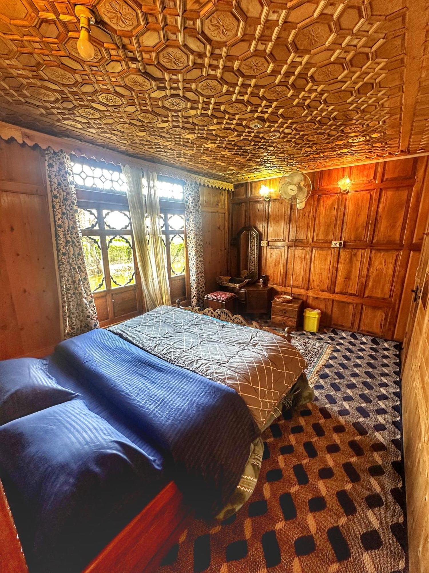 מלון Srīnagar Lala Rukh Group Of Houseboats מראה חיצוני תמונה