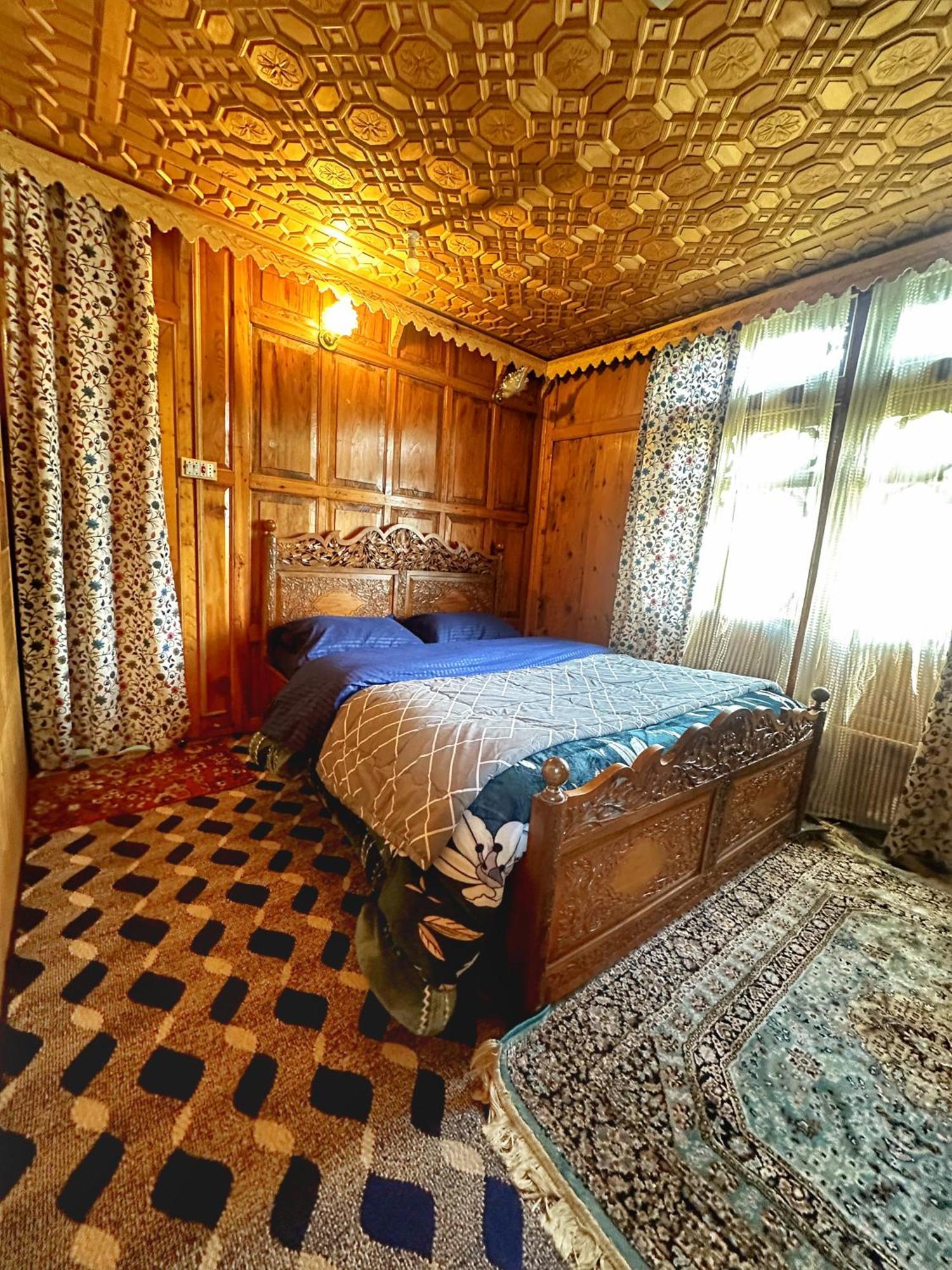 מלון Srīnagar Lala Rukh Group Of Houseboats מראה חיצוני תמונה