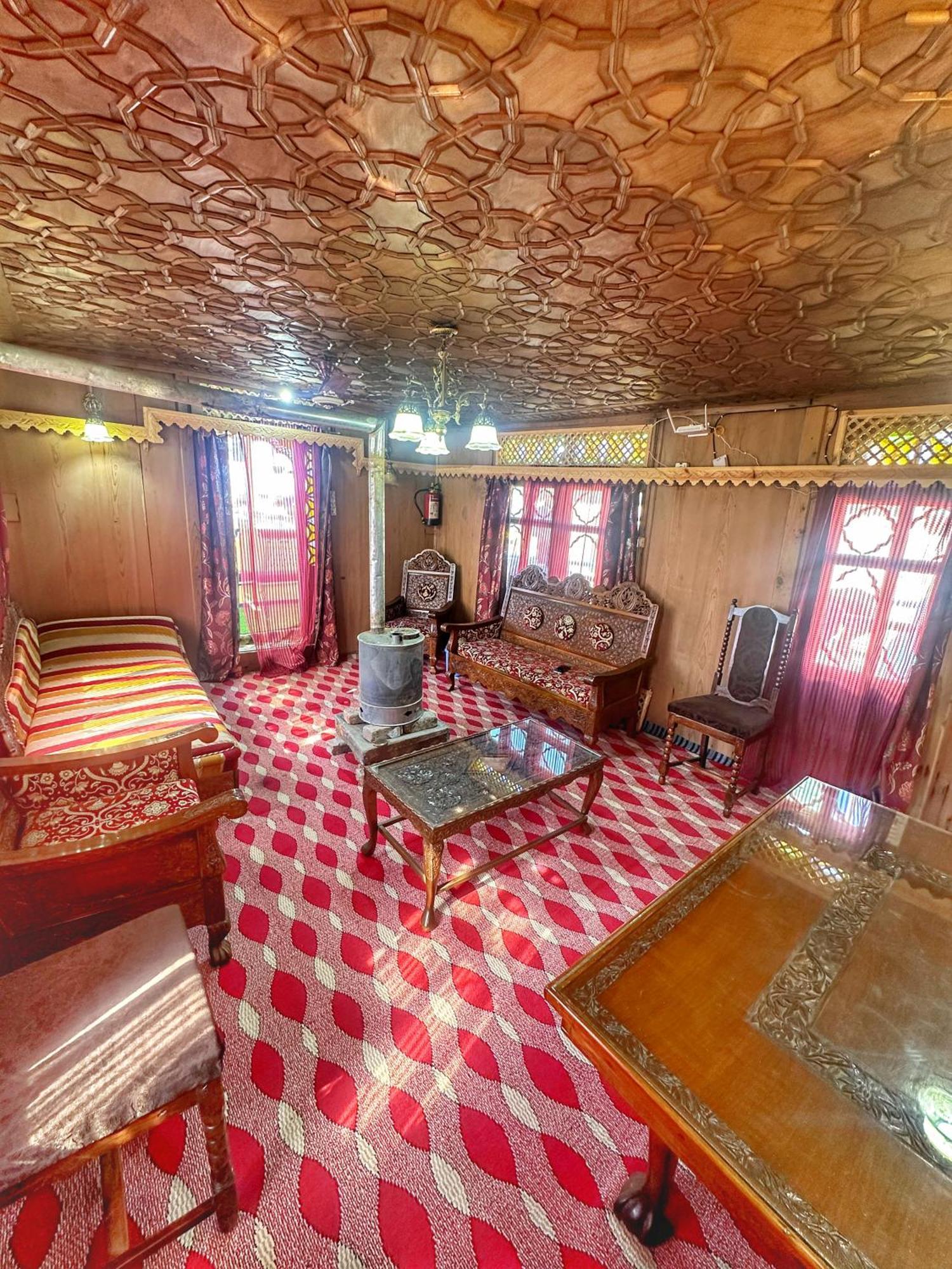 מלון Srīnagar Lala Rukh Group Of Houseboats מראה חיצוני תמונה